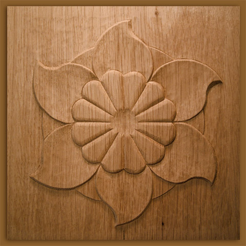 Geschnitzte T&uuml;rf&uuml;llung mit Bl&uuml;ten-Motiv 20cm hoch